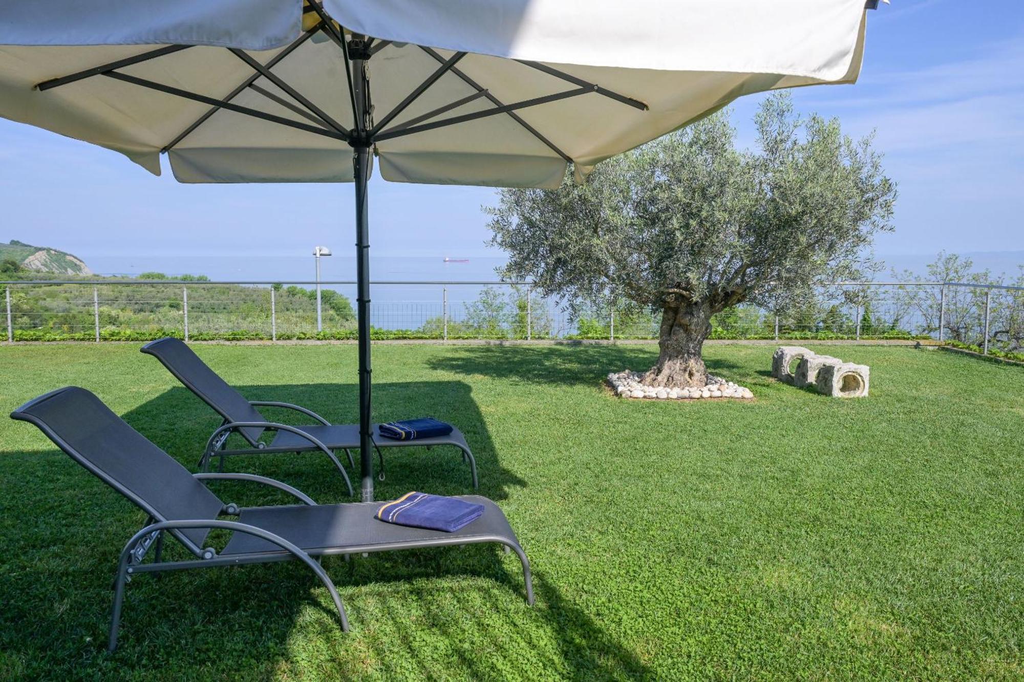 Apartma Bellavista Izola Eksteriør bilde